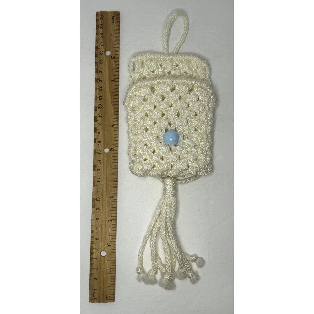Handmade macrame pocket